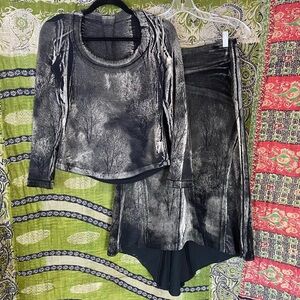 Rare Y2K Isabel de Pedro Black Distressed Trees Print Top/ Skirt Set Size 6/8